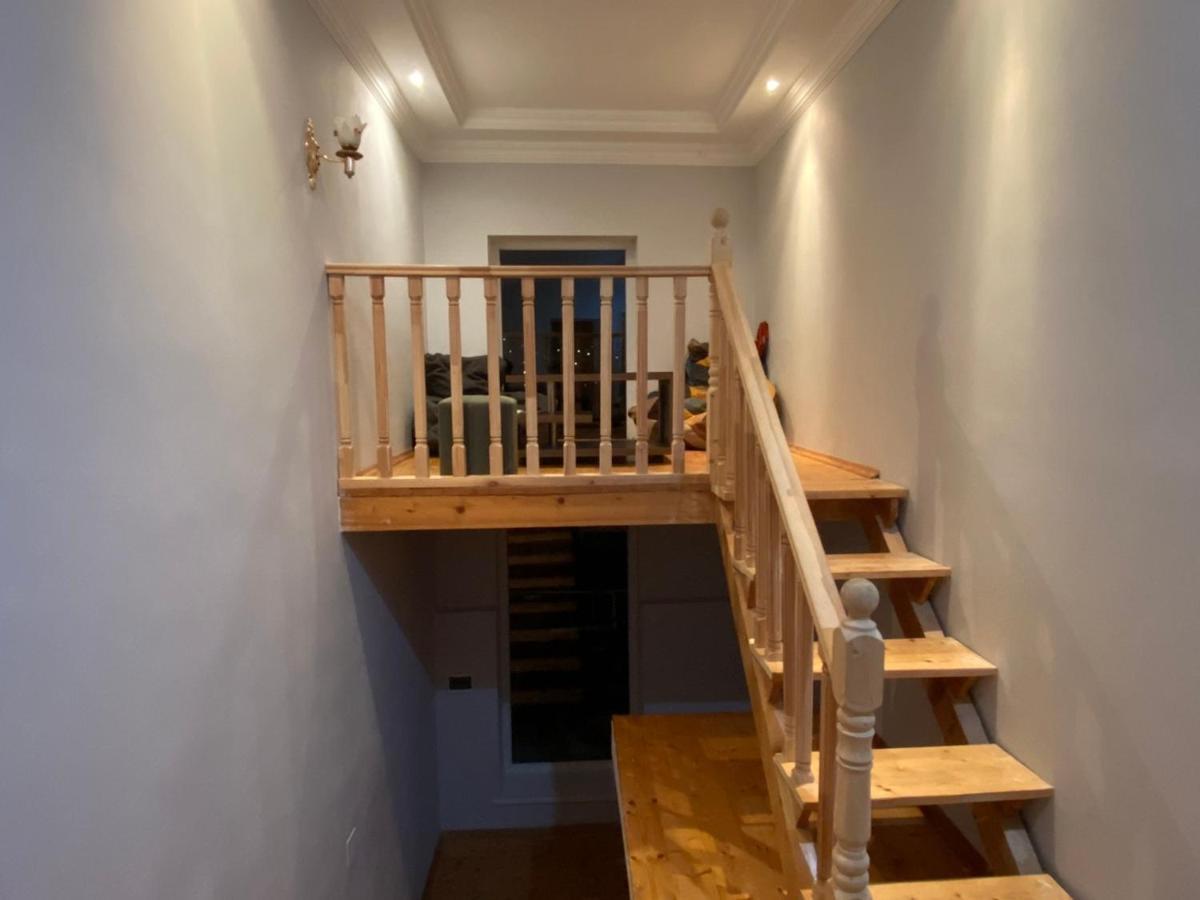 Guesthouse Luka Koetaisi Buitenkant foto